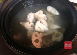 莲藕排骨汤的做法图解4