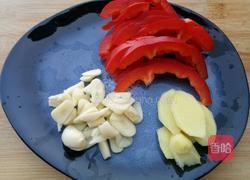 牛肉炒萝卜干的做法图解4