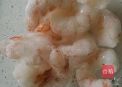 鲜虾韭菜鸡蛋饺子馅的做法图解3