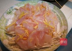 金针菇蒸龙利鱼的做法图解3