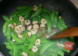 虾仁腰果荷兰豆的做法图解7