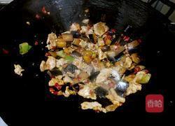 剁椒茄子炒肉的做法图解11