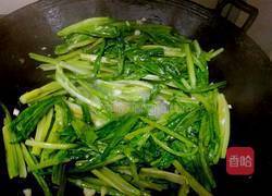 蒜香油麦菜的做法图解5