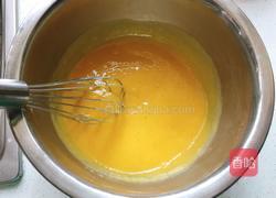 六寸芒果酸奶慕斯蛋糕的做法图解7