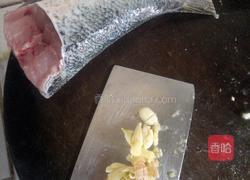 蒲公英煮鱼汤的做法图解2