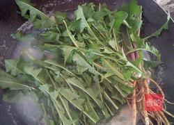 蒲公英煮鱼汤的做法图解5