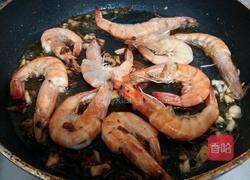 黑胡椒干煎虾的做法图解7