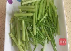芹菜炒土豆丝的做法图解5