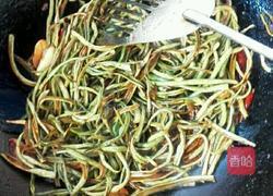 豆角丝红烧肉蒸菜的做法图解5