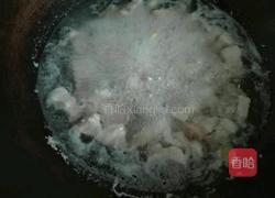 红烧马铃薯五花肉块的做法图解5