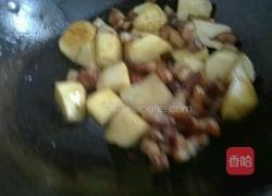 红烧马铃薯五花肉块的做法图解15