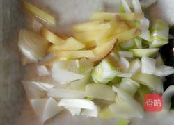 葱头炒五花肉的做法图解3