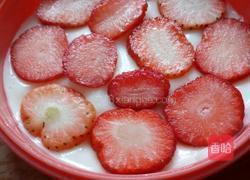 草莓夹心奶冻的做法图解6