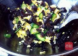 黄瓜木耳炒鸡蛋的做法图解8