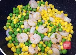 豌豆玉米炒虾仁的做法图解7