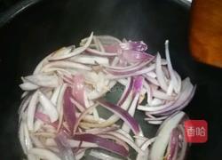 牛肉盖饭的做法图解2