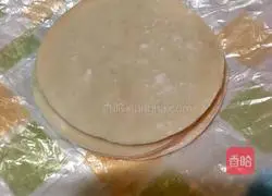 Illustration of how to make dumpling skin pies 1