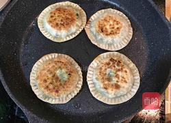 饺子皮小馅饼的做法图解7