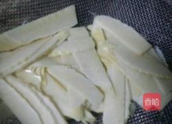 酸辣肉丝冬笋的做法图解3