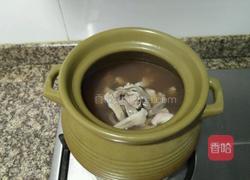 鱿鱼猪肚汤的做法图解6