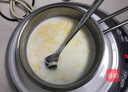 牛奶鸡蛋醪糟汤的做法图解4