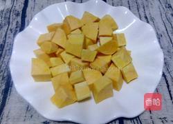 玉米渣红薯粥的做法图解2