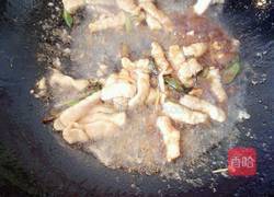 尖椒炒肉的做法图解5