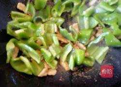 尖椒炒肉的做法图解6