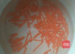 胡萝卜牛肉鸡蛋饼（宝宝辅食）的做法图解2