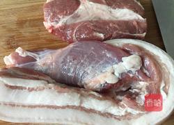 红烧肉（客家红焖猪肉）的做法图解1