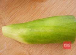 翡翠萝卜丝的做法图解3