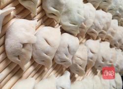 香菇胡萝卜肉水饺的做法图解5