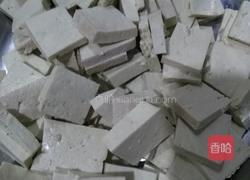 家常鸡蛋烧豆腐的做法图解1