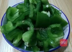 家常鸡蛋烧豆腐的做法图解3