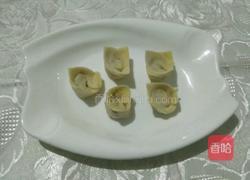 馄饨包法的做法图解4