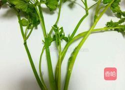 凉拌水芹菜的做法图解3