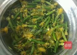 虾油小咸菜的做法图解1