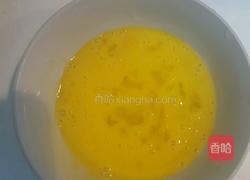 韭黄炒蛋加腊肠版的做法图解2