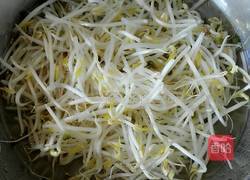 素炒韭菜绿豆芽的做法图解1