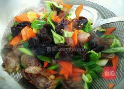 炒腊肠的做法图解7