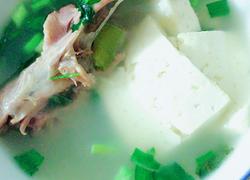 鸭骨豆腐汤