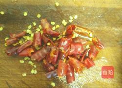 木耳炒青笋的做法图解3