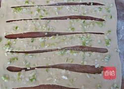 葱花手抓饼的做法图解9