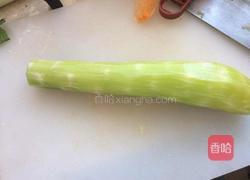 凉拌莴笋的做法图解1