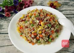 香肠炒饭的做法图解2