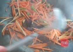 胡萝卜炒土豆丝的做法图解2