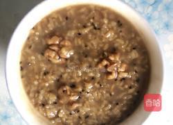 芝麻核桃粥的做法图解3