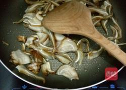 洋葱炒猪耳朵的做法图解6
