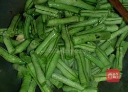 大蒜炒金豆的做法图解3