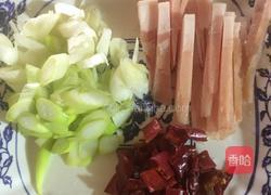 西芹莲藕的做法图解3